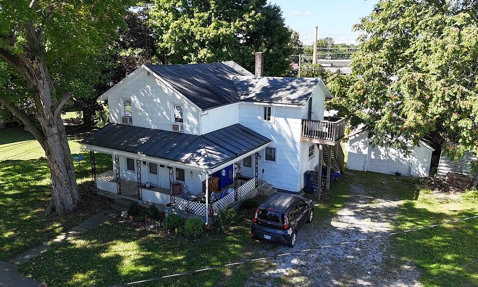 1st image of 100 2nd St