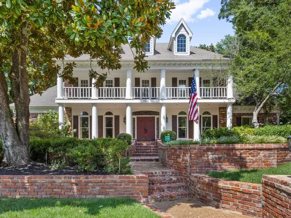 8900 Colins Barre Cv, Germantown, TN 38139