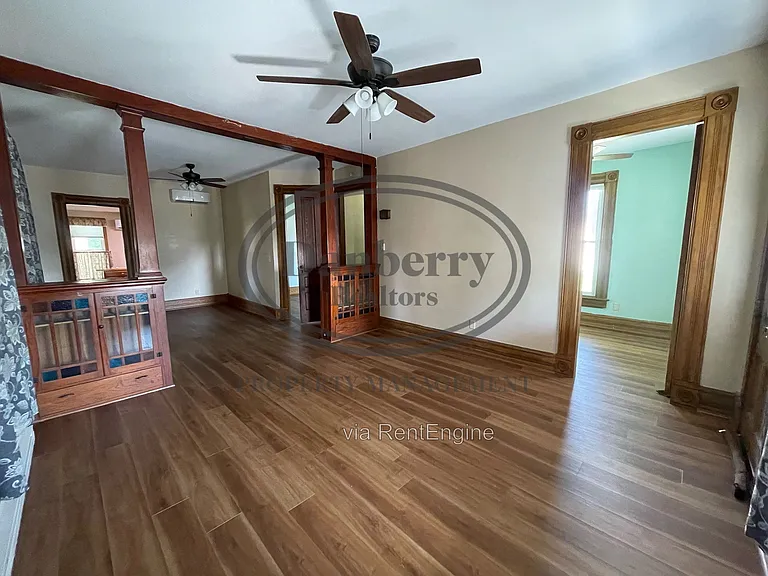 109 S Main St — Photo 9