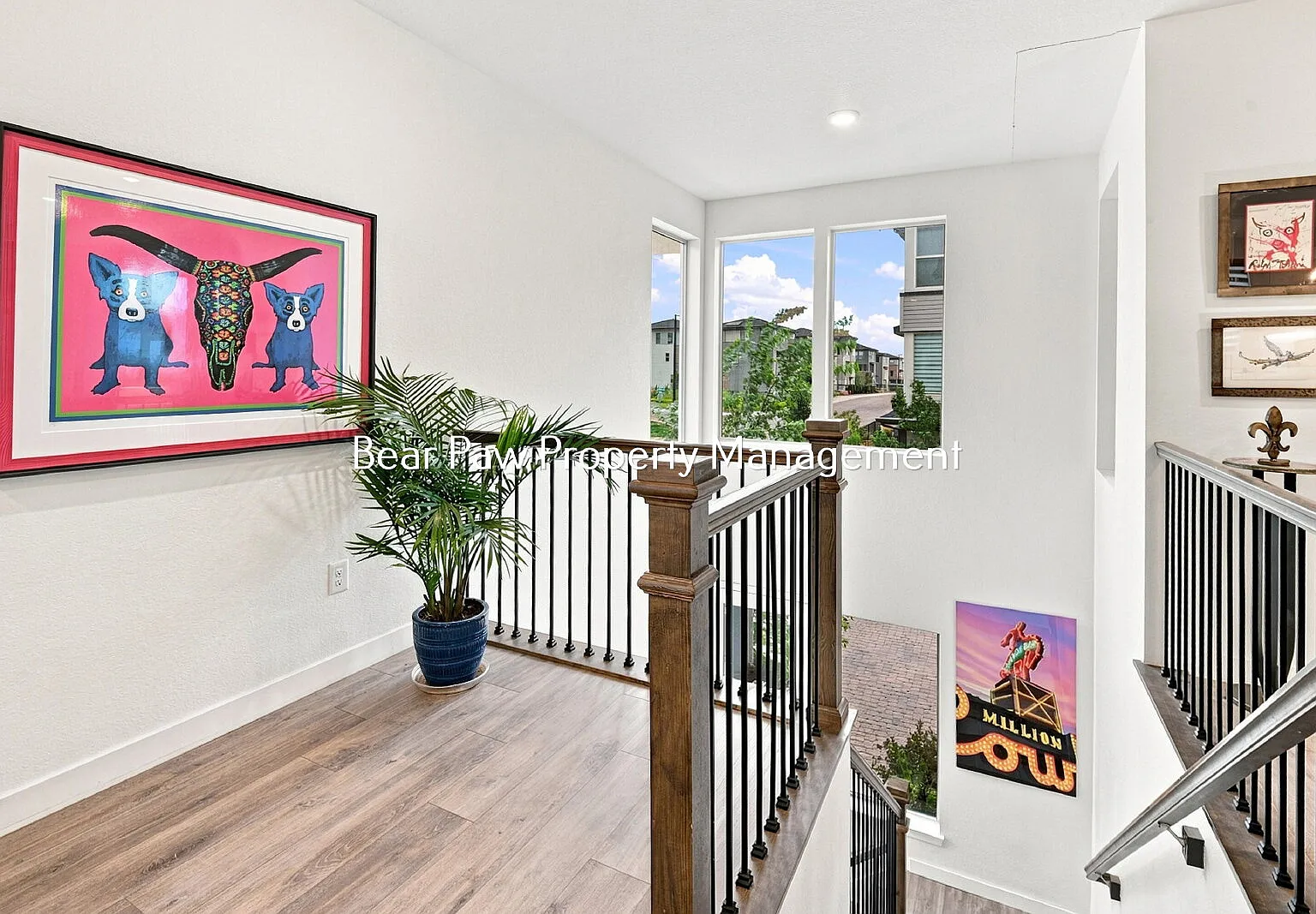 4 bed, 4.0 bath, 2356 sqft, $4,200 — Photo 3