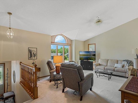 2nd image of 2705 Serenity Dr