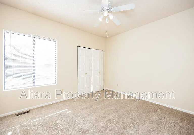4210 Autumn Heights Dr #B — Photo 14