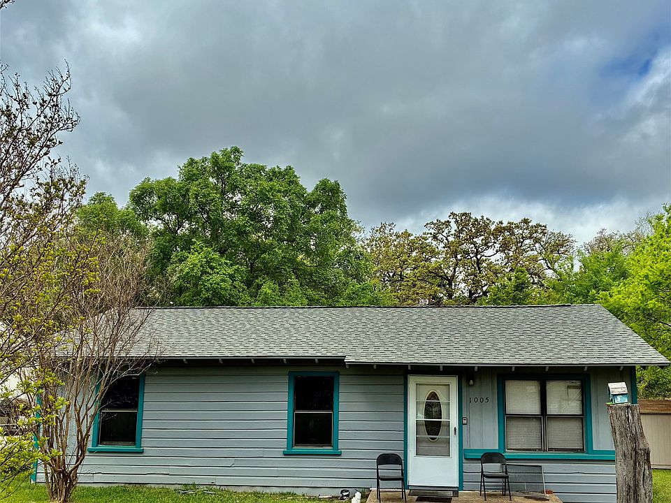 1st image of 1005 Lawton Dr