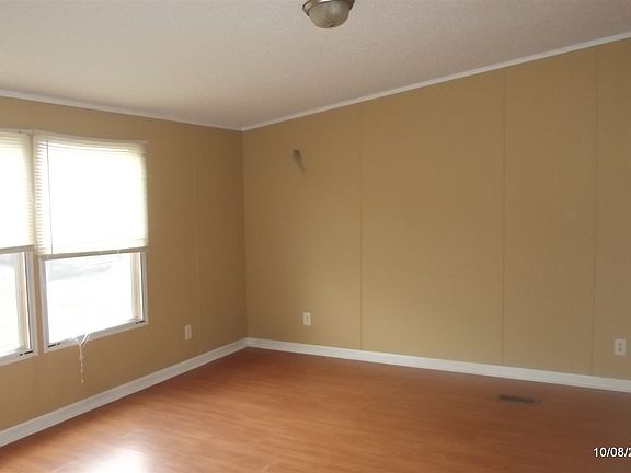 4th image of 714 Sidney Cornwell Ct