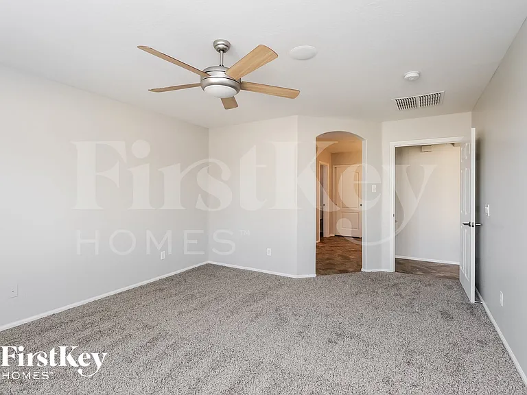 2060 W Goldmine Mountain Dr — Photo 8