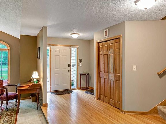 2nd image of 38305 Golf Ave
