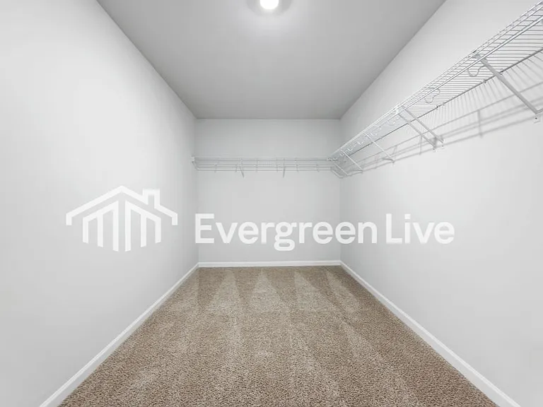 1005 Kinness Dr — Photo 20