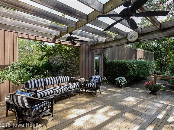 4th image of 36821 Beachwood Dr