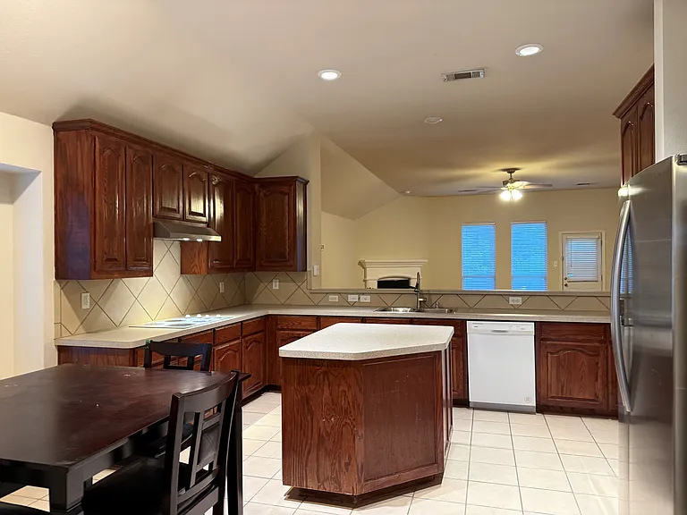 5827 Silver Sage Ln — Photo 8