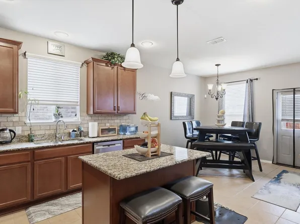 409 Mariscal Pl, Fort Worth, TX 76131