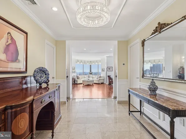 210 W Rittenhouse Sq APT 2506, Philadelphia, PA 19103