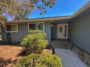 4981 Gatewood Dr, Klamath Falls, OR 97603