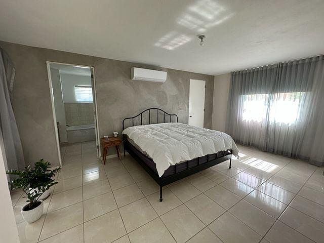 2nd image of 19 Calle Guilarte Urb La Reserva