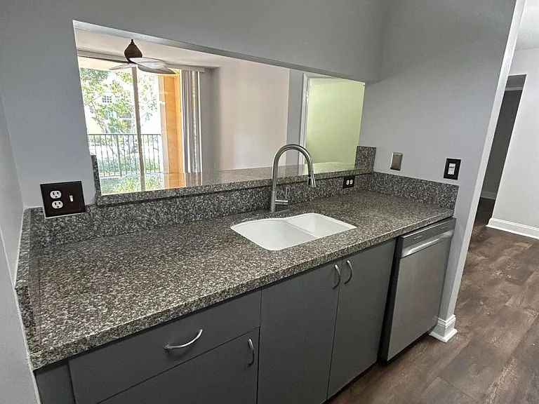 160 Yacht Club Way #210 — Photo 35