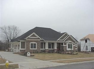 10544 Wallingsford Cir, Washington Township, OH 45458