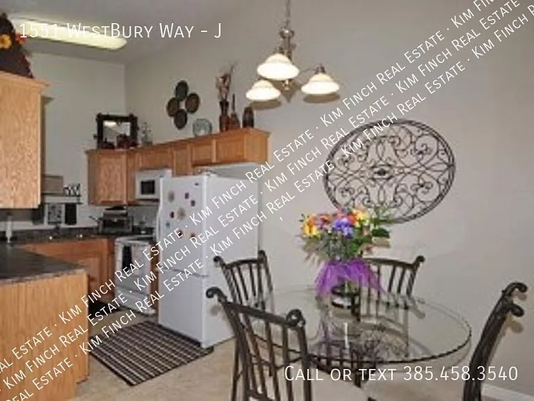 1551 Westbury Way #J — Photo 32