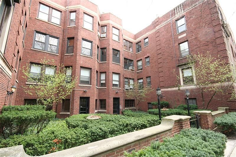 1st image of 512 W Belden Ave APT 3C