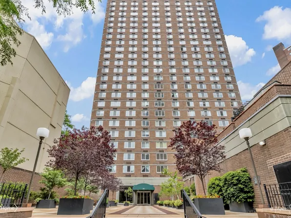 345 East 93rd Street image 23 of 46