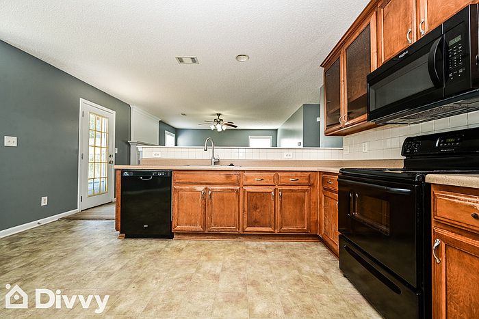 1st image of 2101 Grant Ave #97