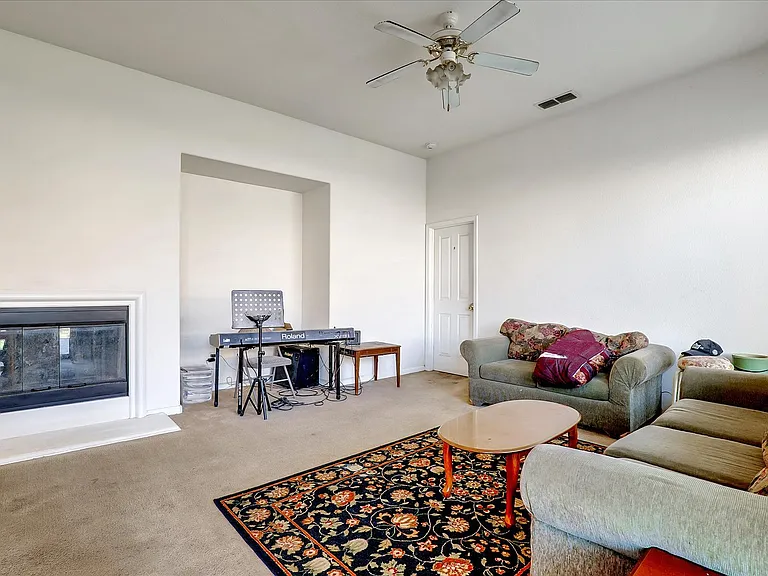 2107 Expedition Way — Photo 22
