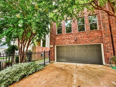 906 Lawrence St, Houston, TX, 77008