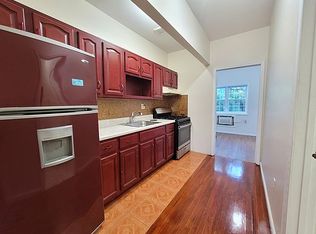 555 Monroe St #2, Brooklyn, NY 11221