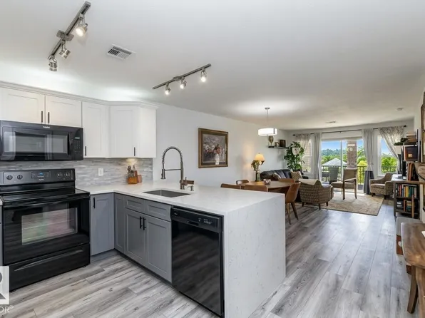 400 Palisades Way #135, Strathcona County, AB T8H 0H4