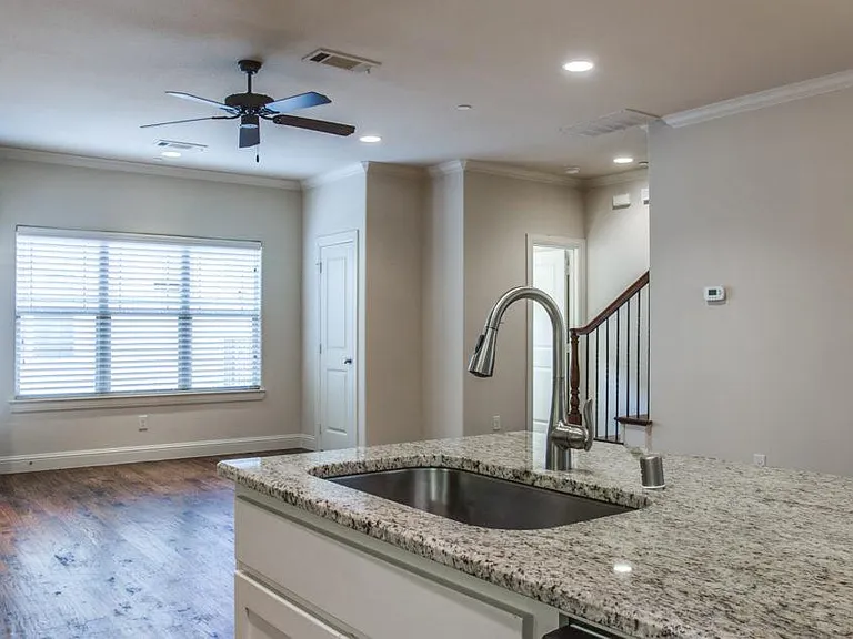 6136 Oram St #3 — Photo 6