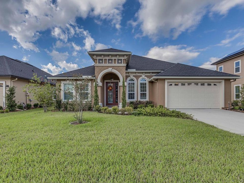 1st image of 221 Ellsworth Cir