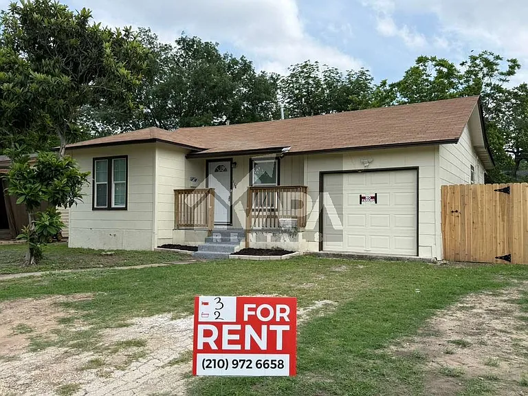 118 Gaskin Dr — Photo 1