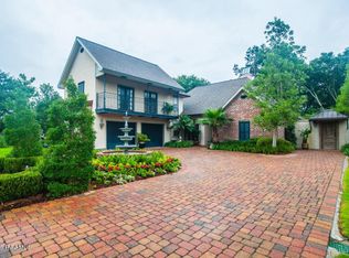 200 Stone Hill Rd, Lafayette, LA 70508