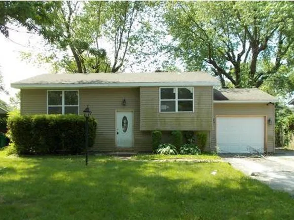 1444 Farmview Ave, Saint Louis, MO 63138