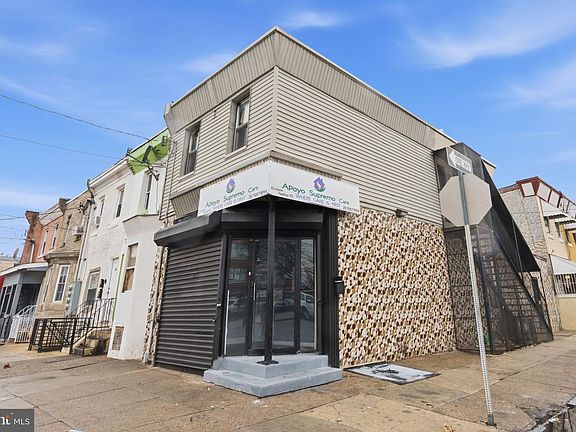 2nd image of 433 W Somerset St