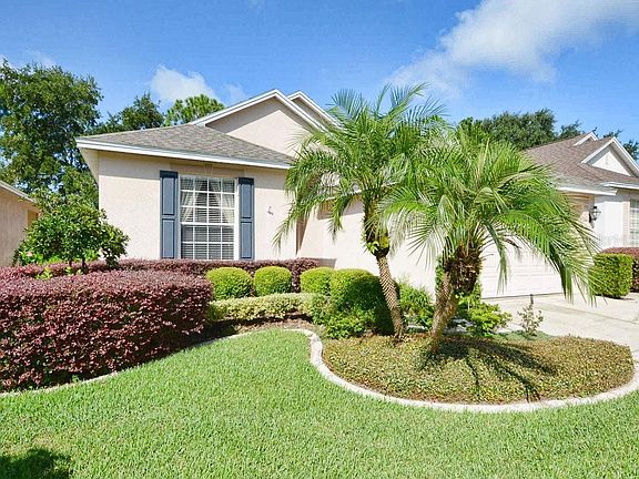 4th image of 8005 Arcadian Ct