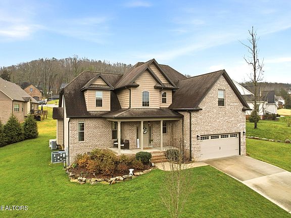 2nd image of 106 Creek View Ct