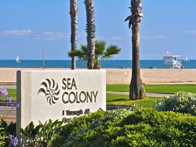 30 Sea Colony Dr, Santa Monica, CA, 90405