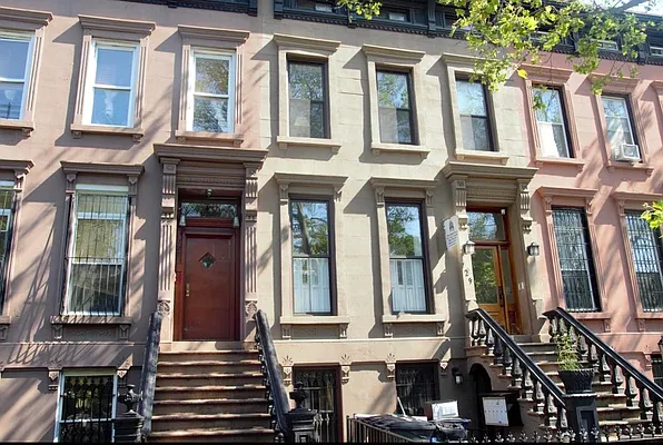 Rented by Bold New York | media 10