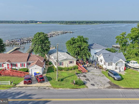 2nd image of 31360 River Rd