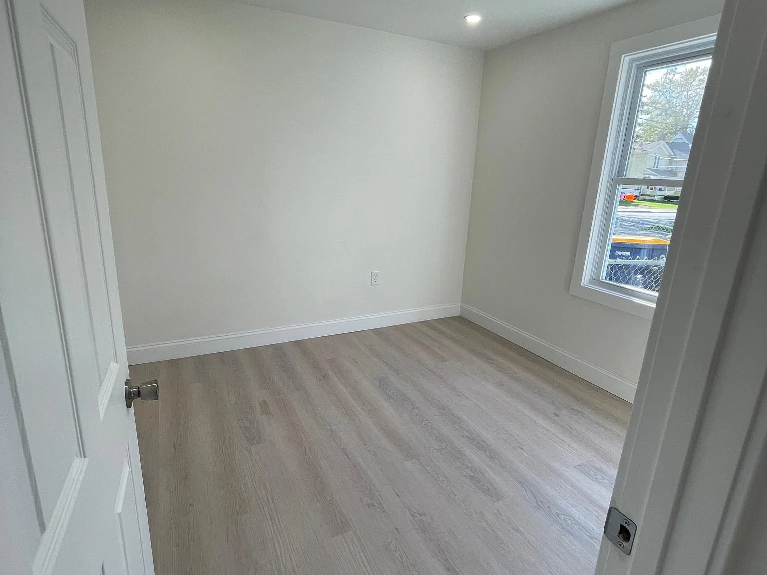 1 bed, 750 sqft, $1,025 — Photo 3