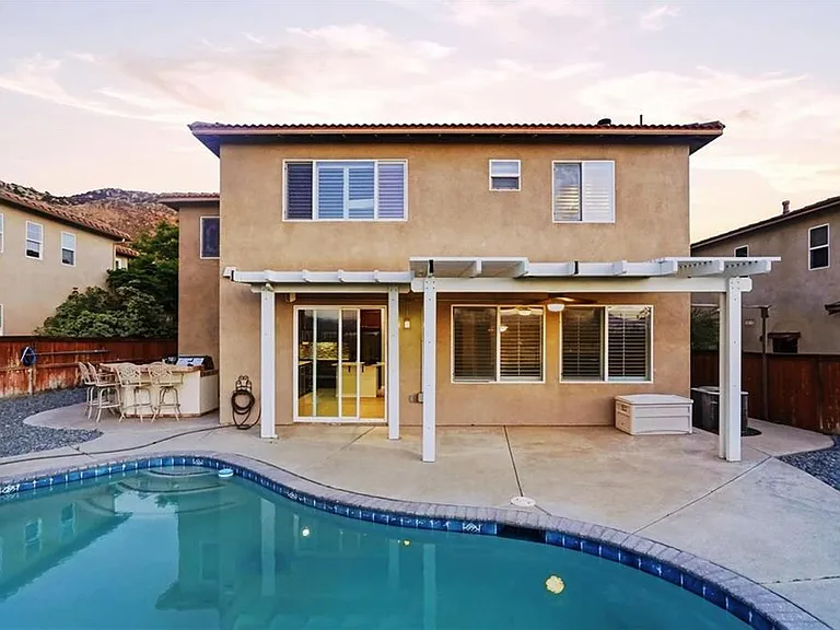 29056 Barcelona Ct — Photo 38