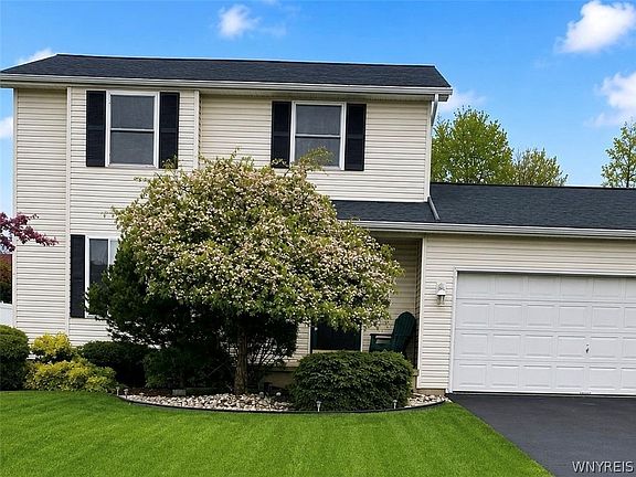 5th image of 7001 Rebecca Dr
