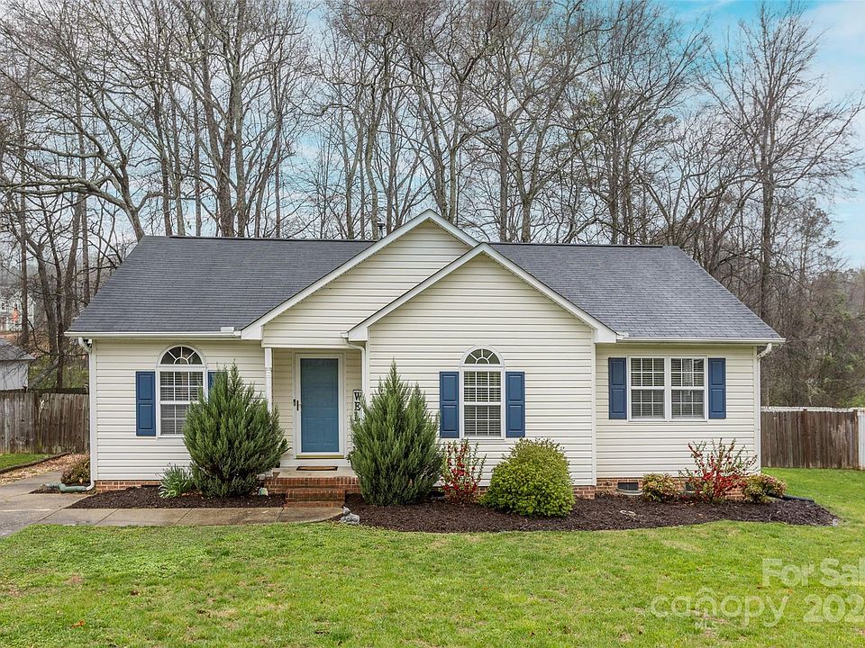 1st image of 104 Antelope Dr