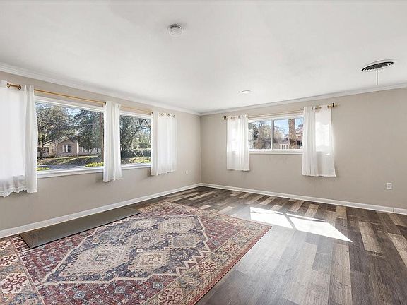 2nd image of 1005 Logansport St