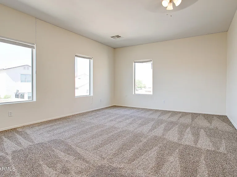 9928 W Chipman Rd — Photo 29