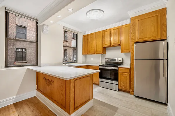 Sold by Compass | media 21