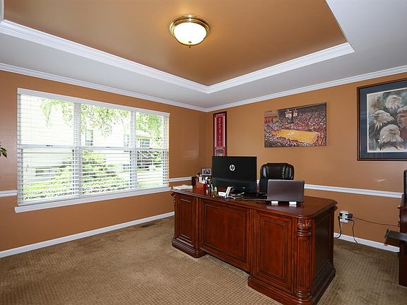 5th image of 9650 Kelly Dr