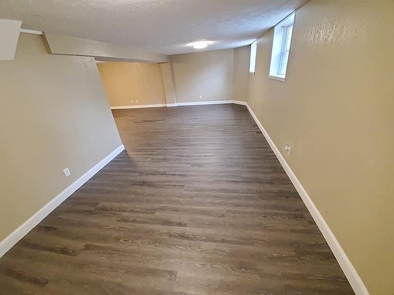 3rd image of 5712 Woodleaf Dr