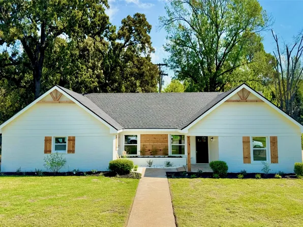 1615 Bowie Dr, Corsicana, TX 75110