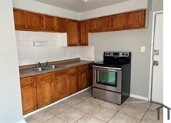 9121 S Cottage Grove Ave #2E — Photo 6
