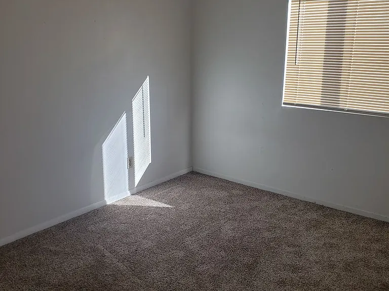 6729 Pahokee Ct — Photo 9
